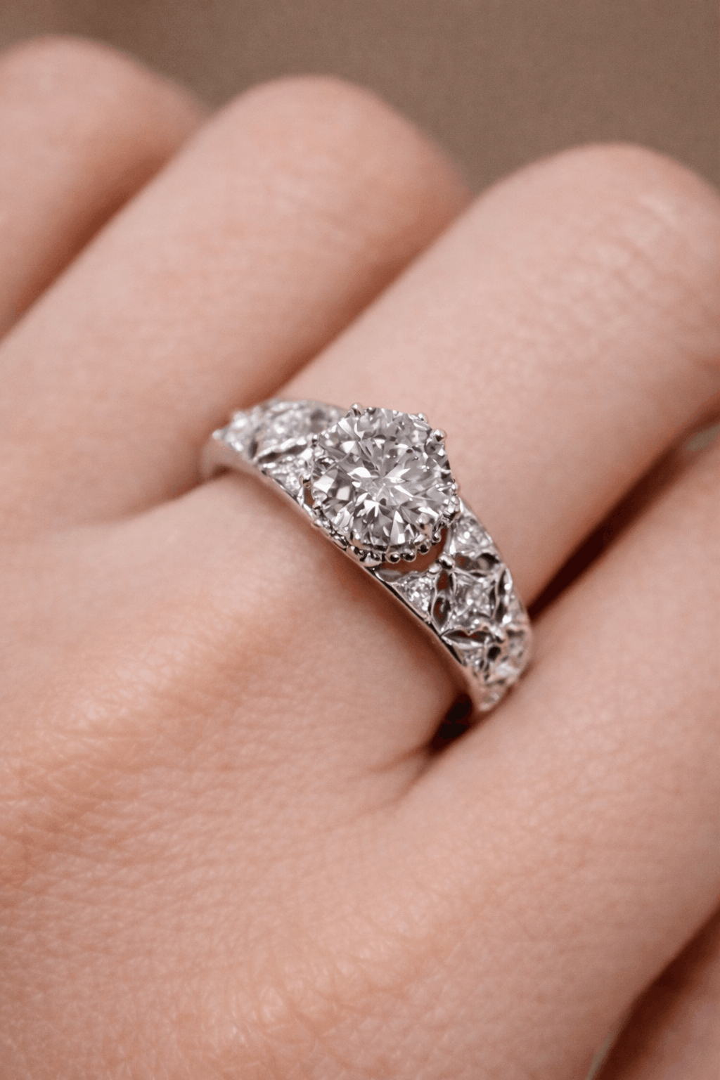 1ct lab-grown diamond ring with leaf motif and vintage-style band detailing
