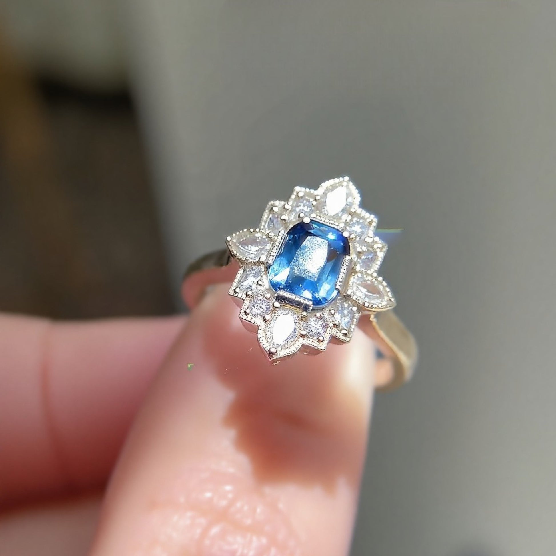 Calianne vintage-style ring with cornflower sapphire and diamond accents

