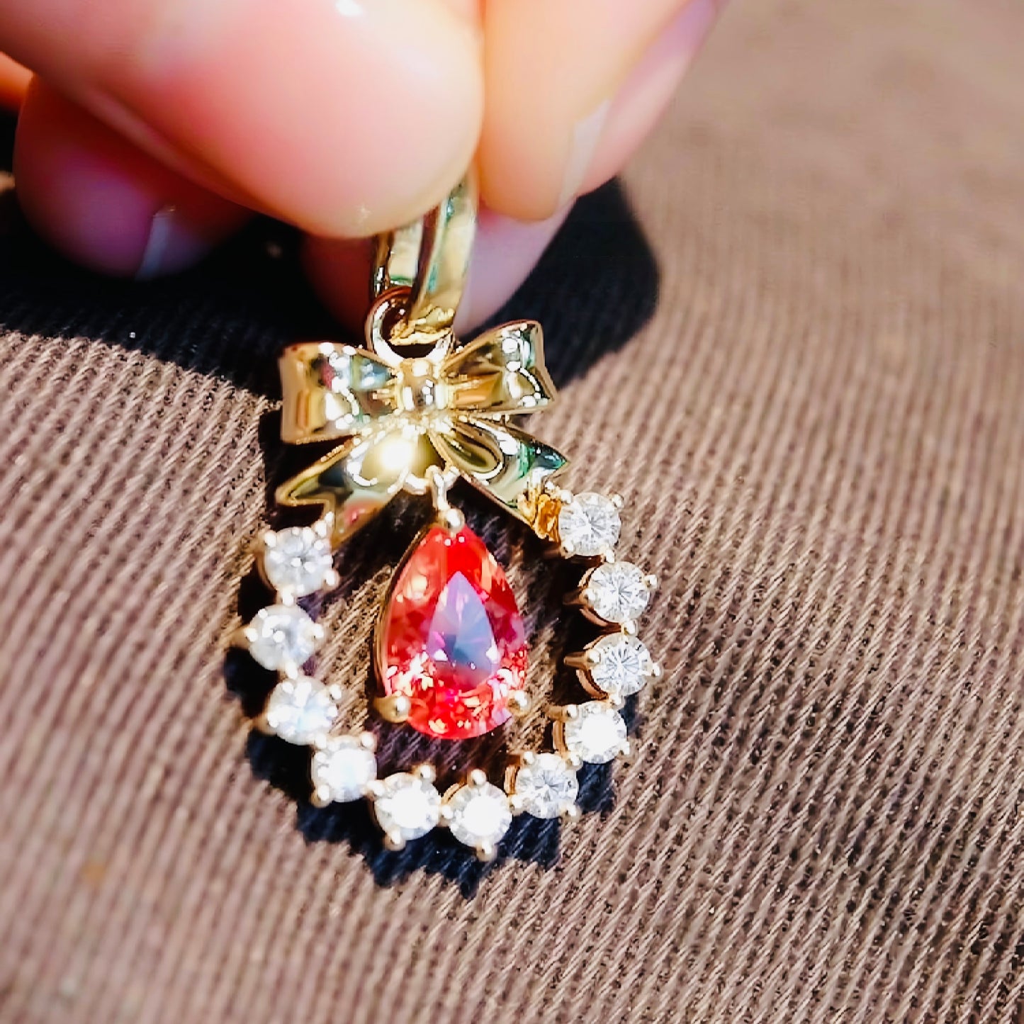 Aurora pendant with lab padparadscha sapphire drop

