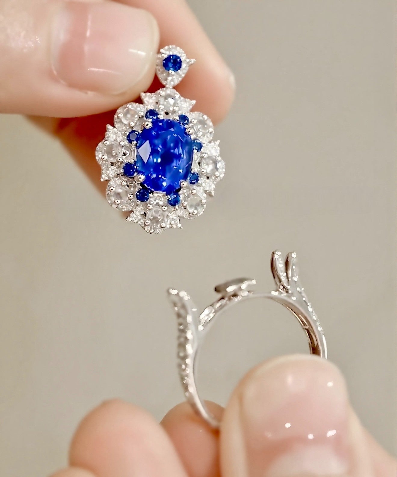 Azmara convertible ring and pendant with 2.5ct lab-grown cornflower sapphire, rose-cut diamonds, and blue accents – fine jewelry in white gold

