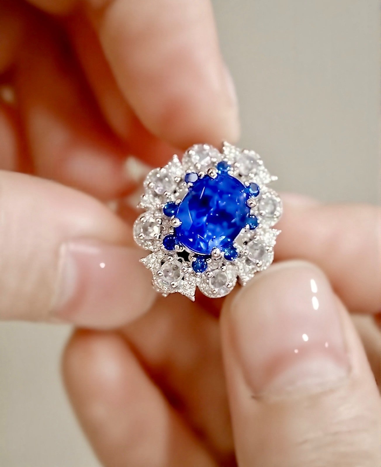 Azmara convertible ring and pendant with 2.5ct lab-grown cornflower sapphire, rose-cut diamonds, and blue accents – fine jewelry in white gold

