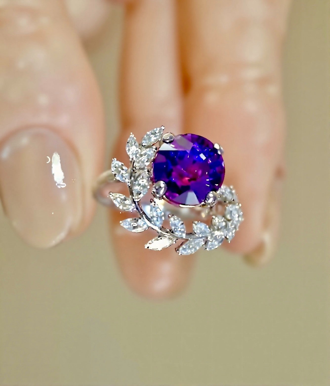 Valeyra ring with 2.5ct lab-grown violet sapphire and diamond wreath design








