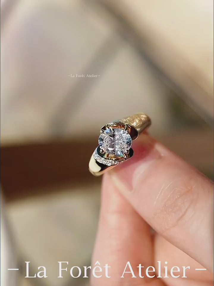 Isera Diamond Gold Signet Ring
