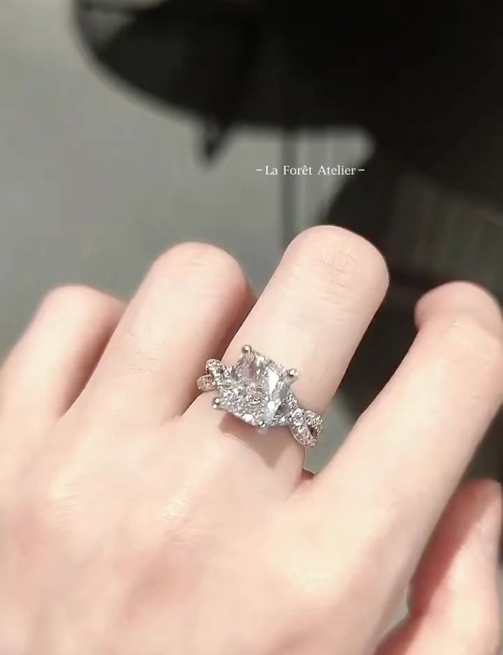 Celestria princess-cut lab diamond ring with floral side details in white gold









