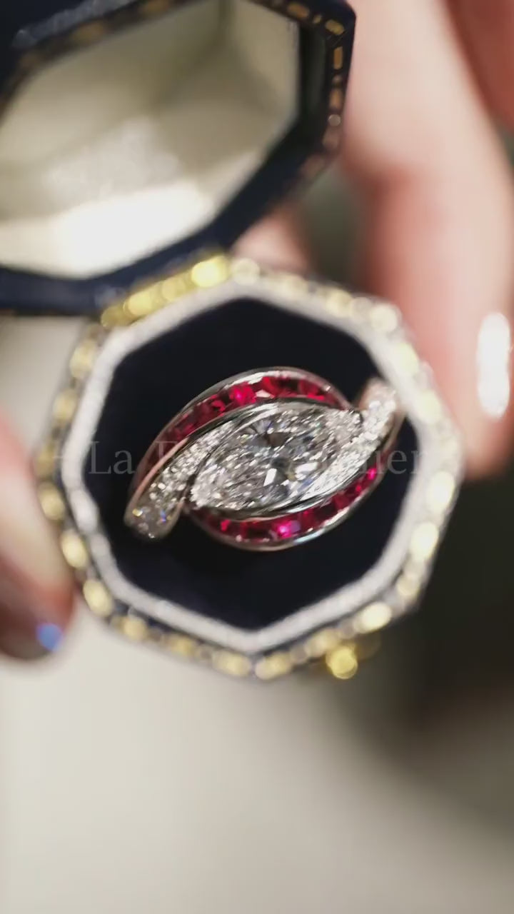 Mirelisse - Floral Halo Engagement Ring | La Forêt